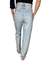 Jeans Apliques Metálicos Flores