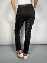 Pantalón Con Detalles Ecocuero