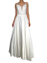 Vestido Con Falda Desmontable