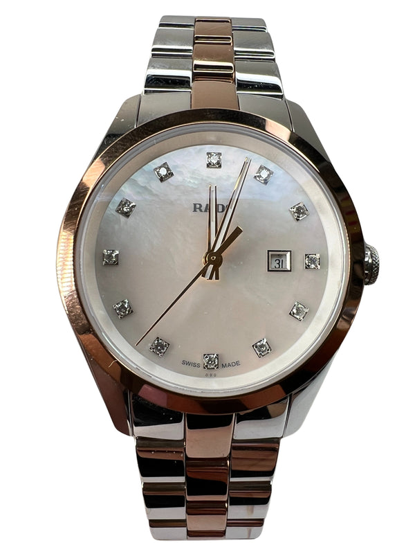 Reloj Hyperchrome Nácar y Diamantes R32976902