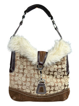 Cartera Monogram