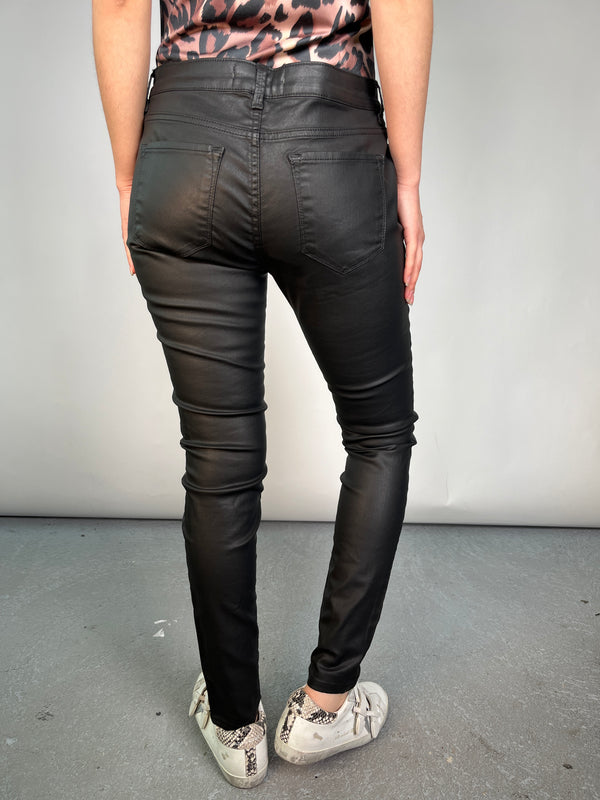 Pantalón Coating Engomado