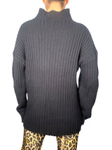 Sweater Cuello Alto y Botones