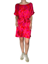 Vestido Rojo con Flores Fucsia