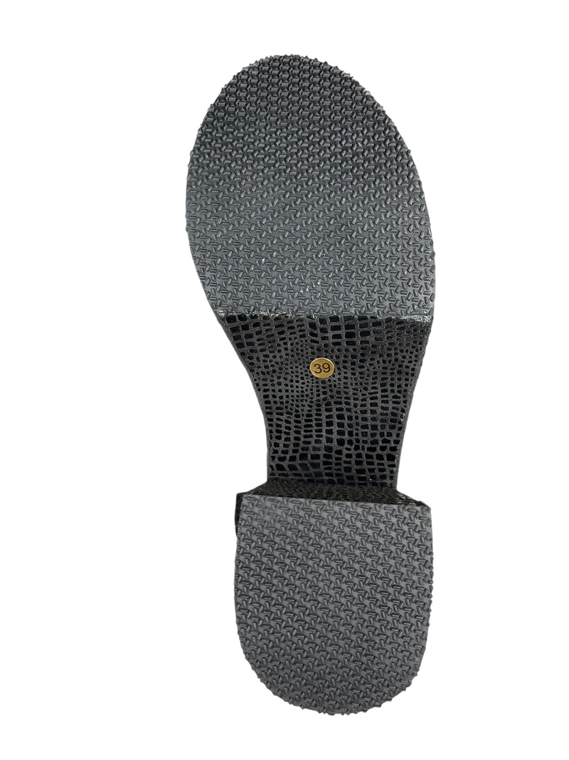 Terraplen Black Print
