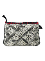 Estuche Pompones