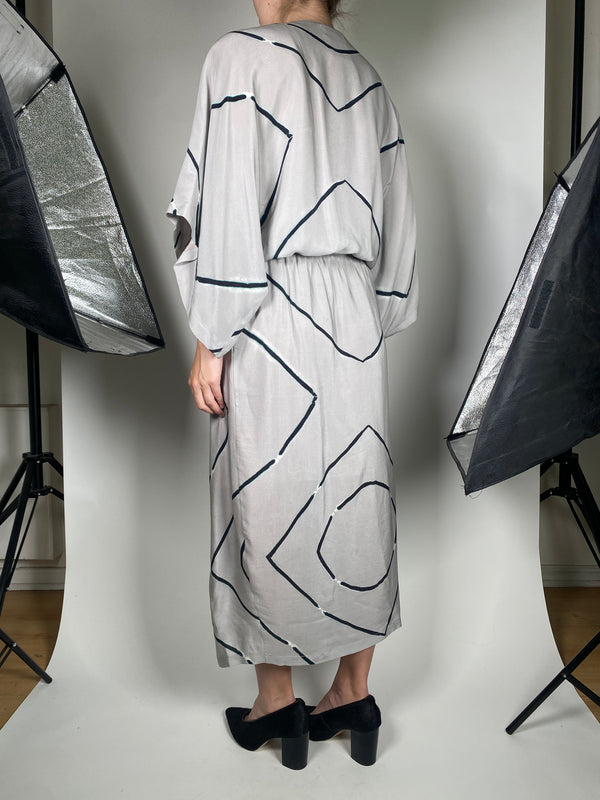 Vestido Gris Midi