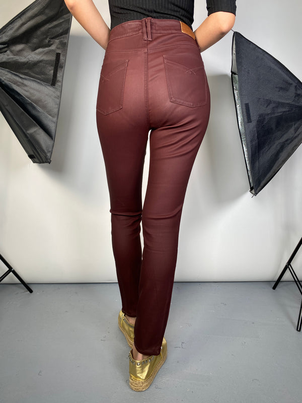 Pantalón Burdeo