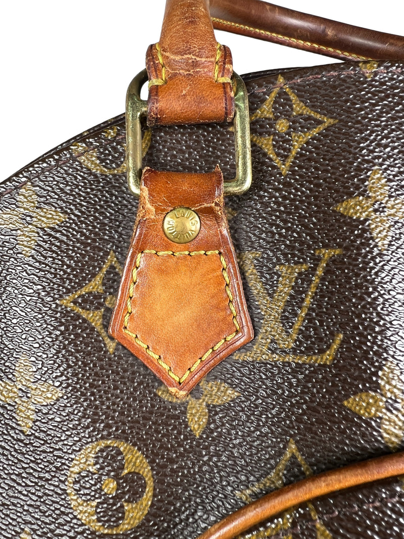 Cartera Monogram