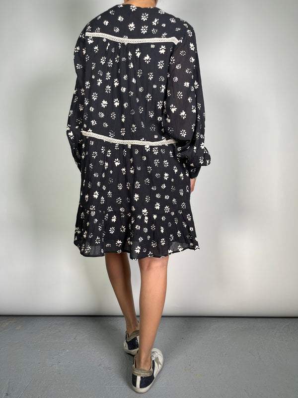 Vestido Negro Flores Blancas