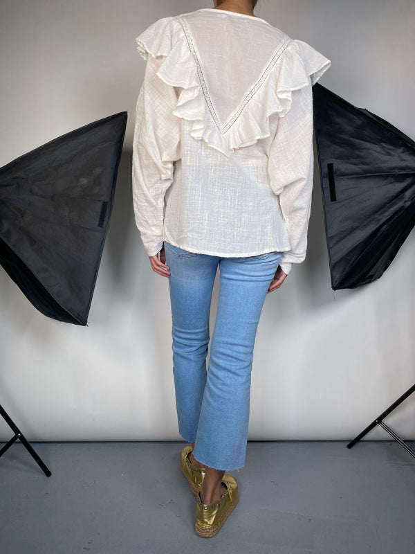 Blusa con vuelos