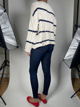 Sweater Tejido Blanco Franjas Azul