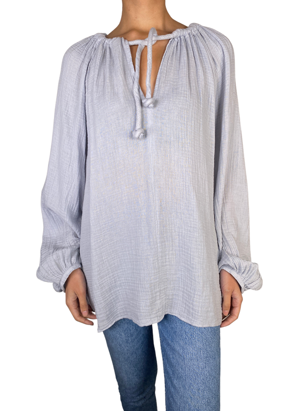 Blusa Bordada Celeste