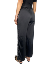 Pantalón Negro Pretina Elasticada