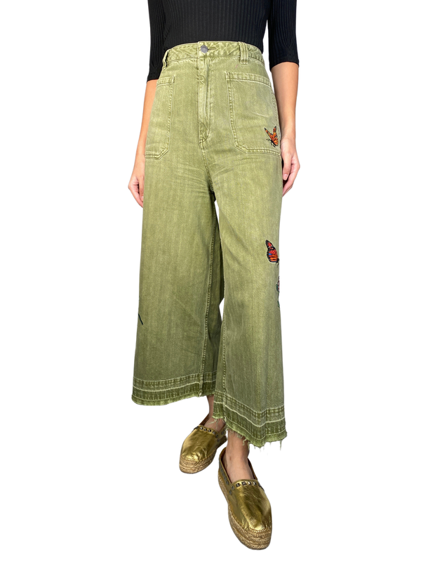 Jeans Verde Bordado Mariposa