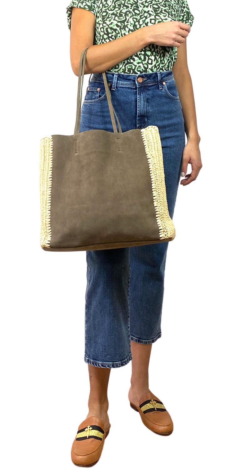 Cartera Cuero Y Rafia