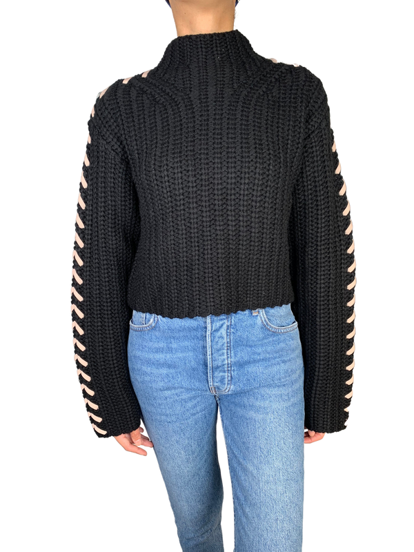 Sweater con Detalle Trenzado