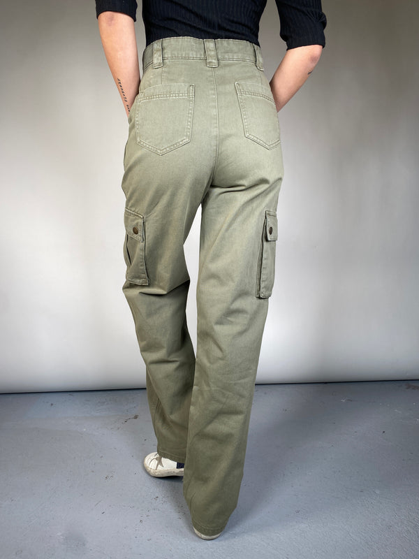 Pantalón Cargo Verde Militar