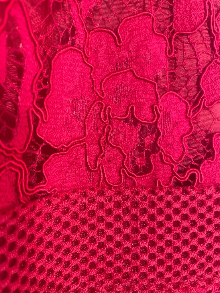 Vestido Guipur Rojo