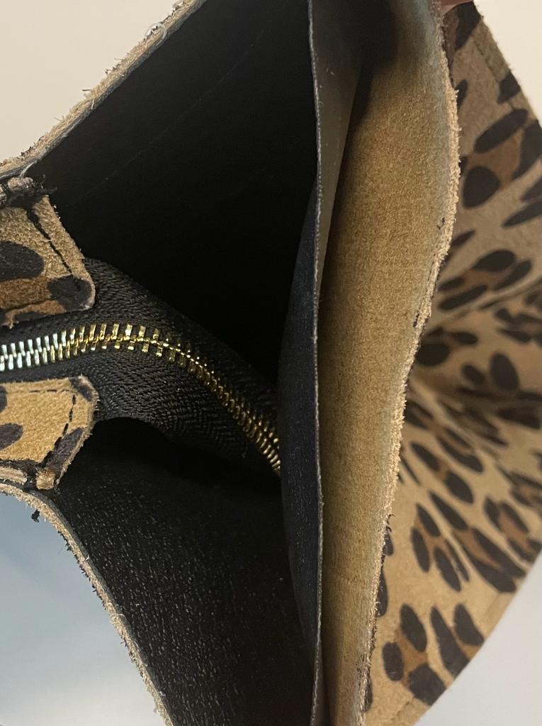 Cartera Cuero