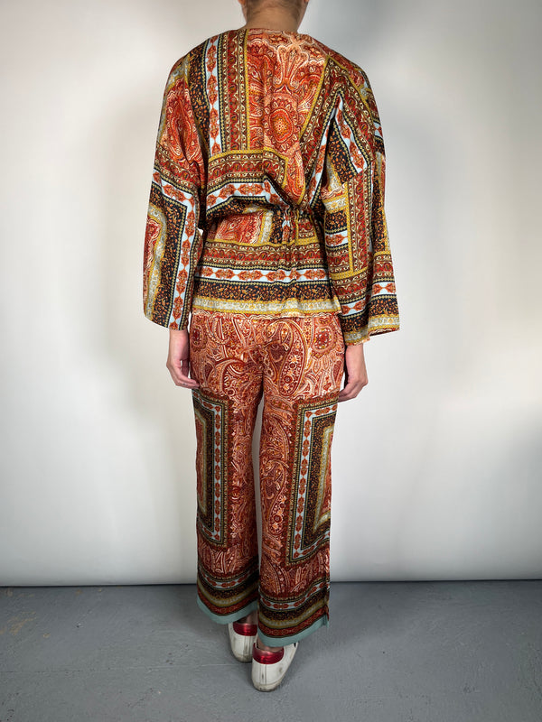 Set Paisley