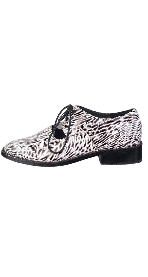 Zapato Blanco y Negro