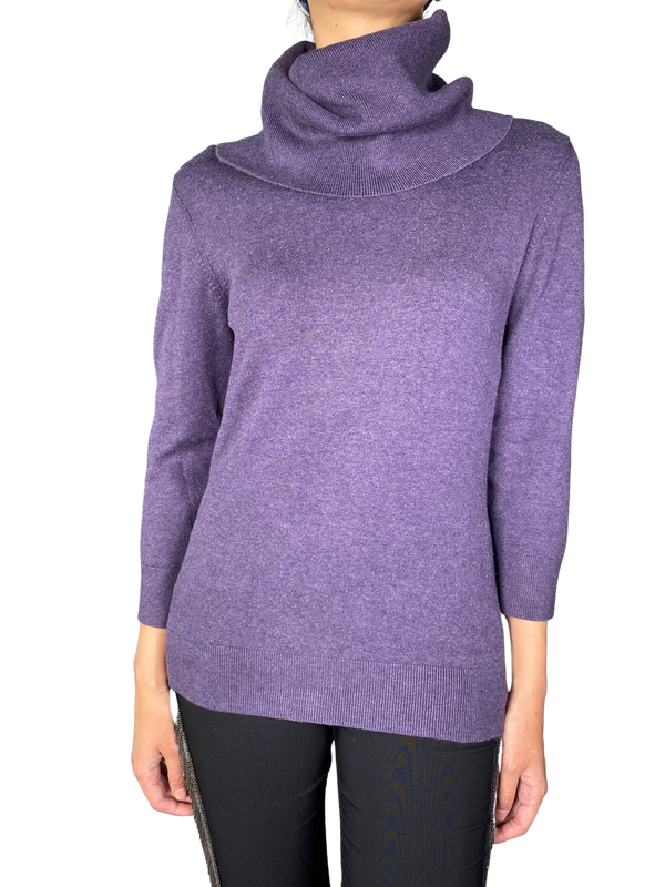 Sweater Morado Cuello Alto