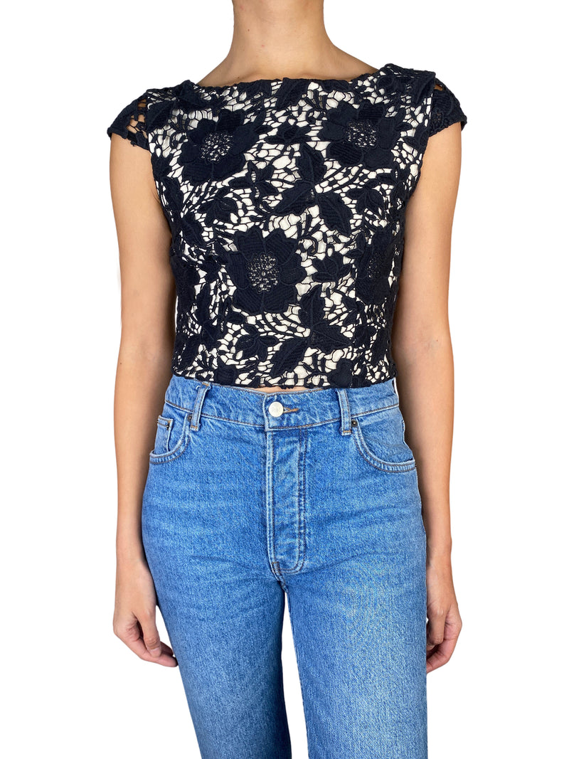Polera Broderie