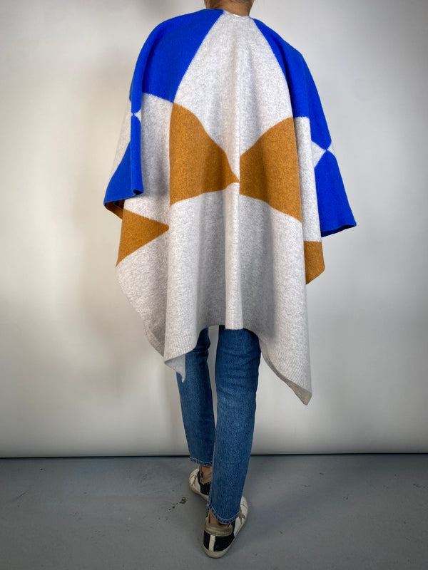 Poncho Lana