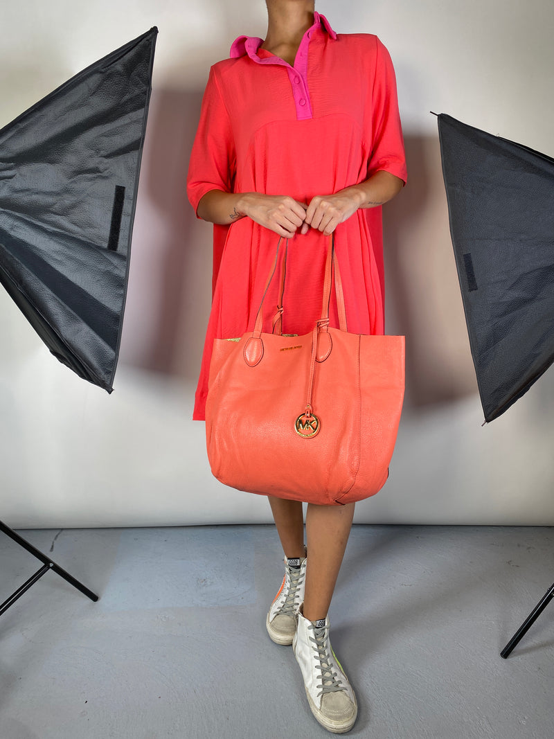 Cartera Reversible Dorada Y Coral