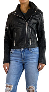 Chaqueta Negra Tachas