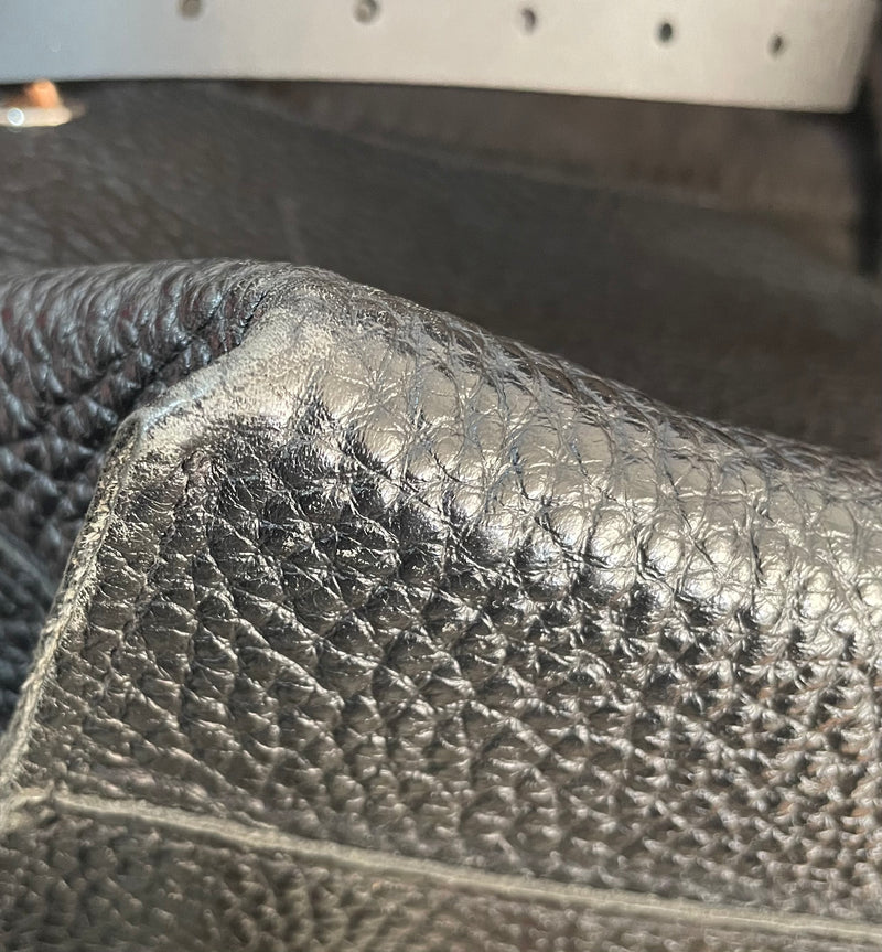 Cartera de Cuero Negra