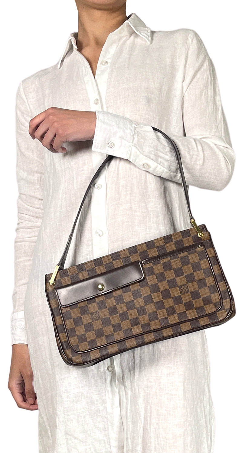 Cartera Monogram Café