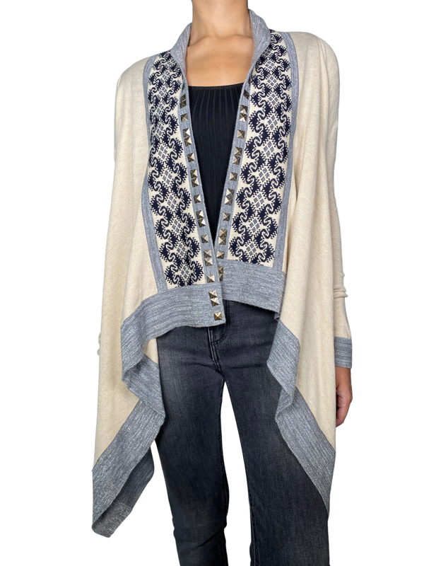 Sweater Abierto Tachas