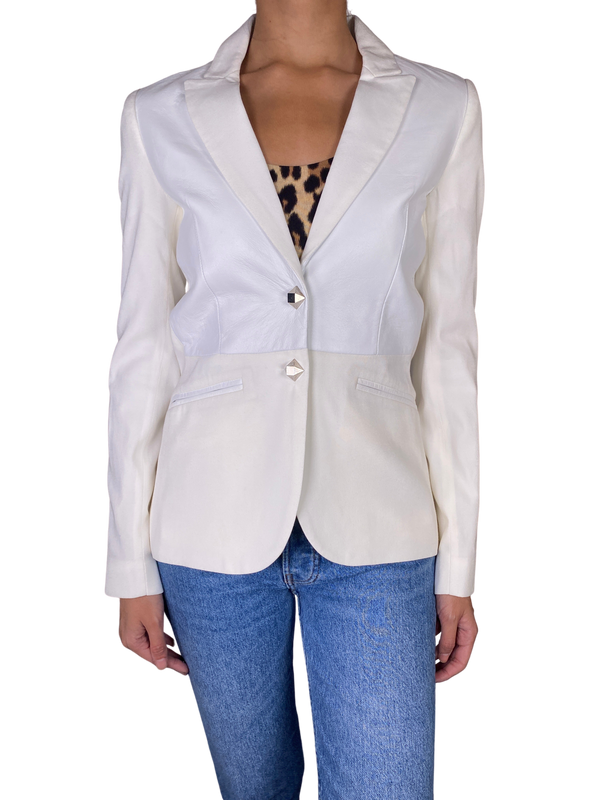 Blazer Cuero Frontal