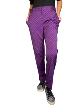 Pantalón Morado Estampada