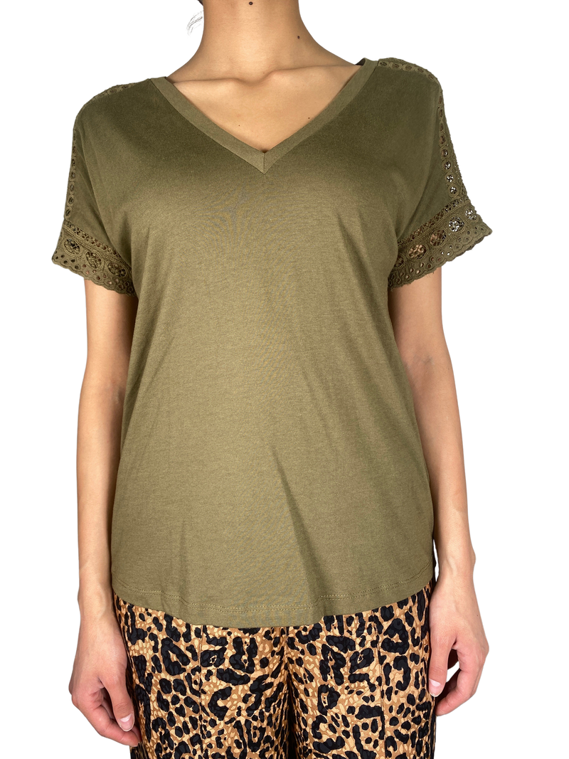 Polera Bordado Verde