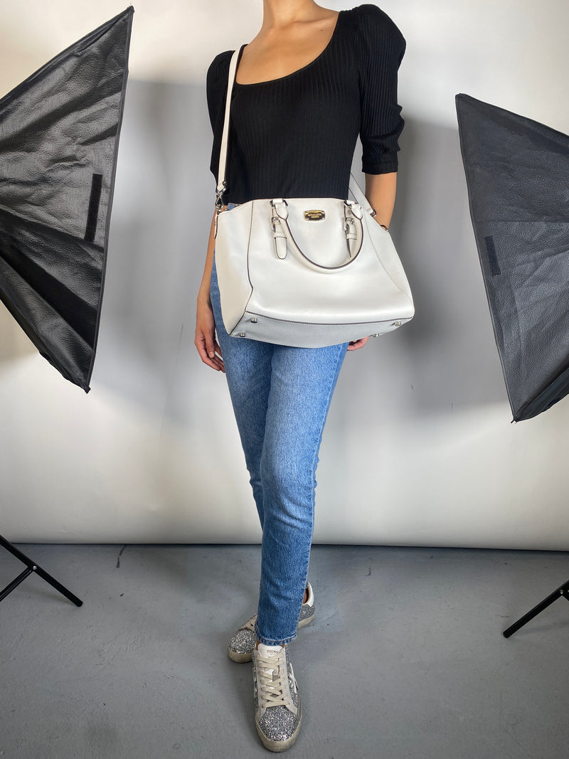 Cartera Blanca