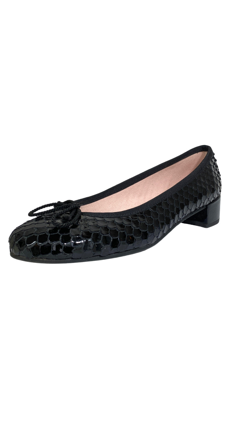 Zapatos Scales