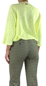 Sweater Amarillo Bordado