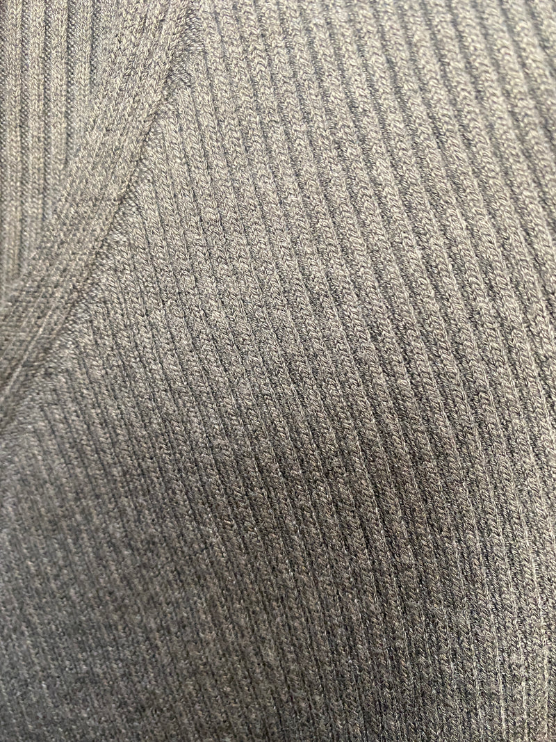 Sweater Gris
