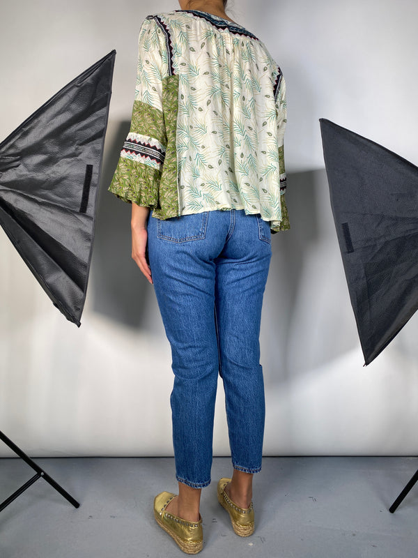 Blusa Nazarovo