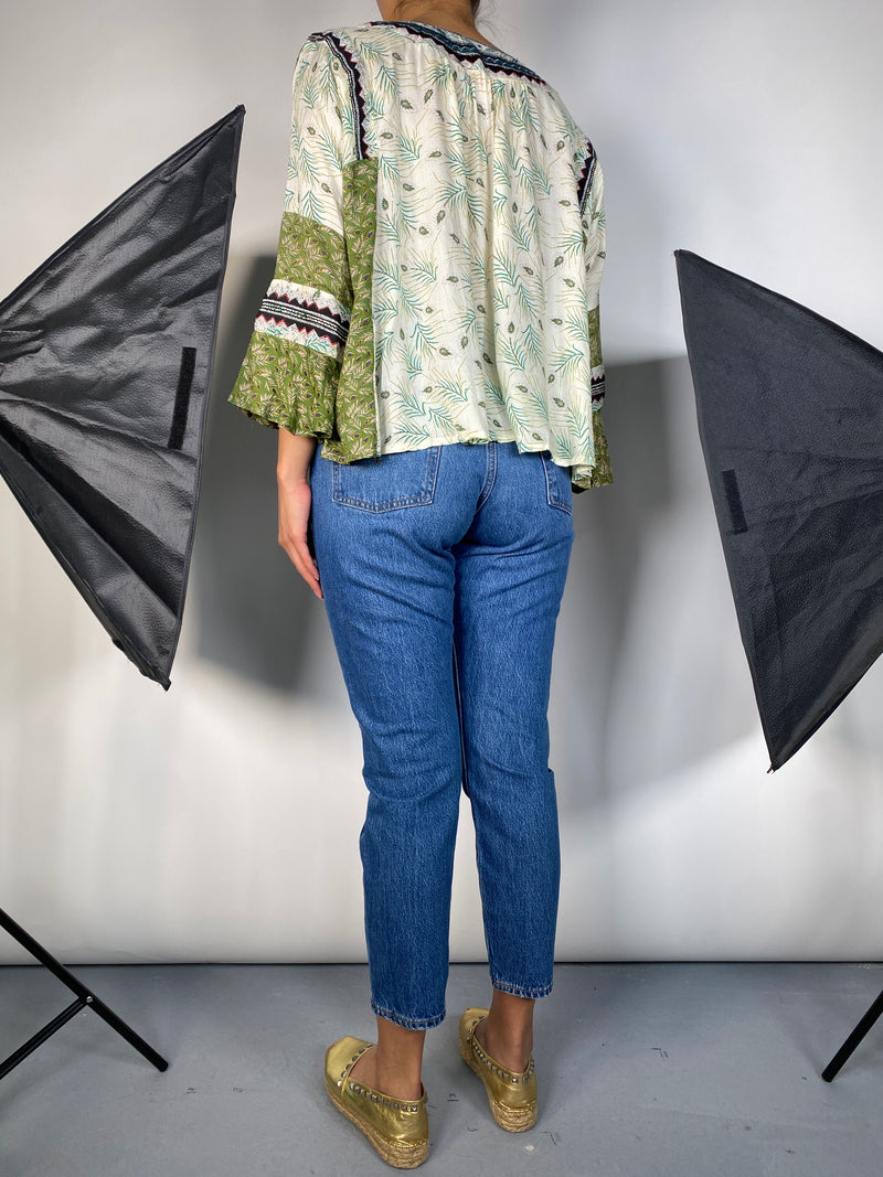 Blusa Nazarovo
