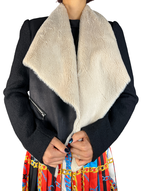 Chaqueta Asimétrica