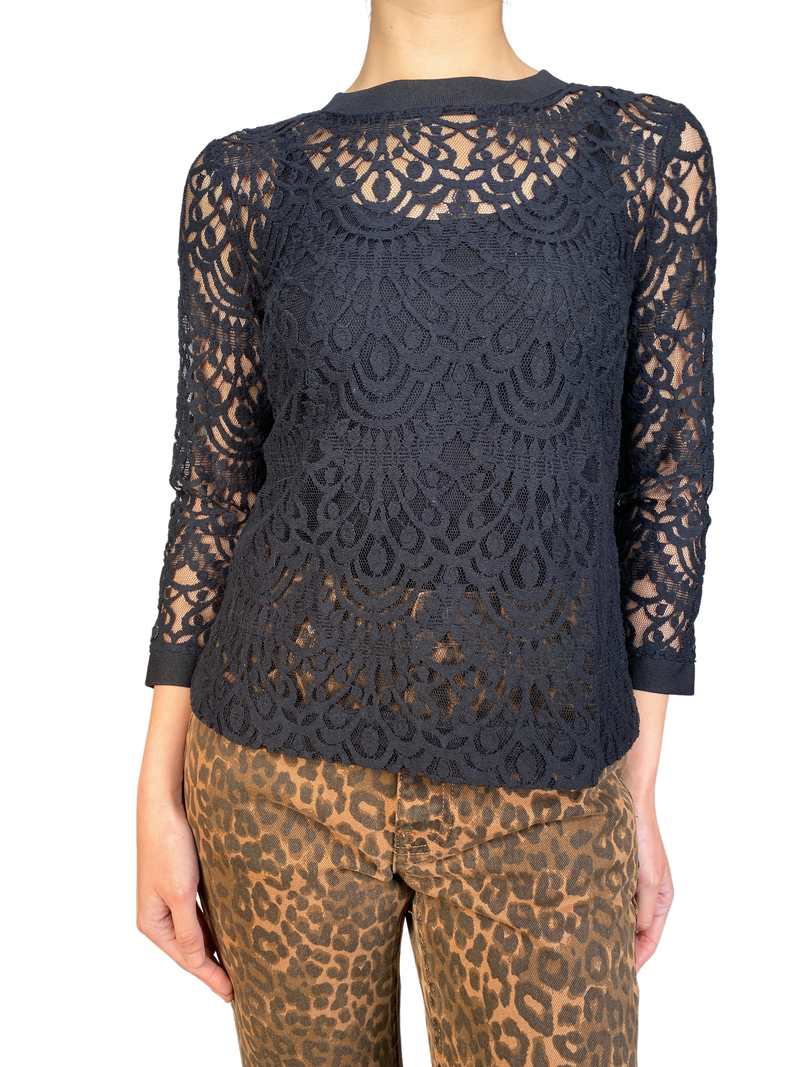 Blusa Bordada Traslucida