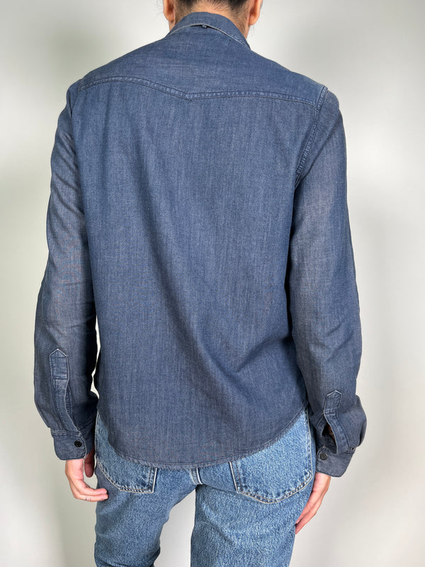Blusa Broches