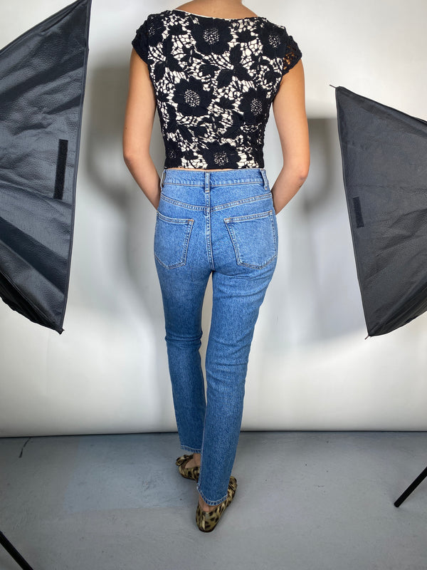 Polera Broderie