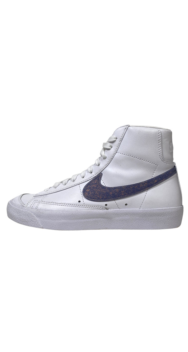 Zapatillas White Blazer Mid 77