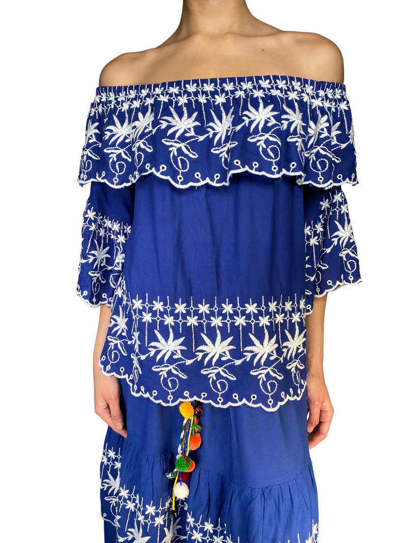 Set Blusa Y Falda Bordado
