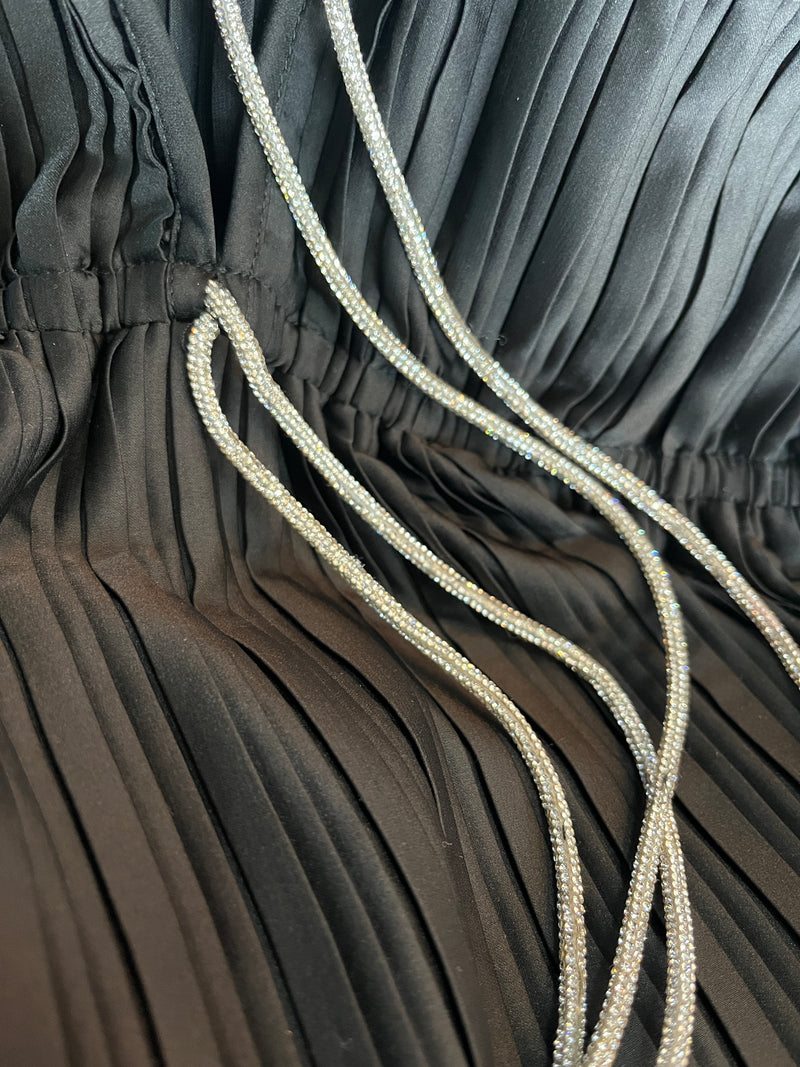 Vestido Plisado Cordones Brillantes